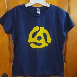 2 WOMEN'S T-SHIRTS